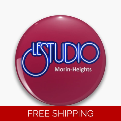 Le Studio Pin Blood Red Original logo White & Blue MH